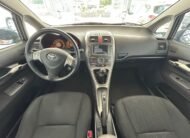 TOYOTA Auris 2.0 D4D