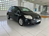TOYOTA Auris 2.0 D4D