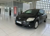 TOYOTA Auris 2.0 D4D