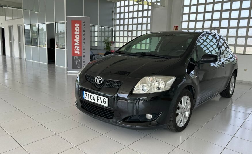 TOYOTA Auris 2.0 D4D