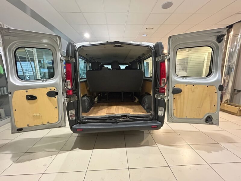 NISSAN Primastar 2.5dci 9plazas