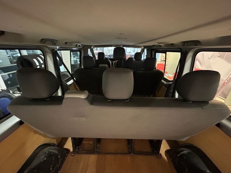 NISSAN Primastar 2.5dci 9plazas