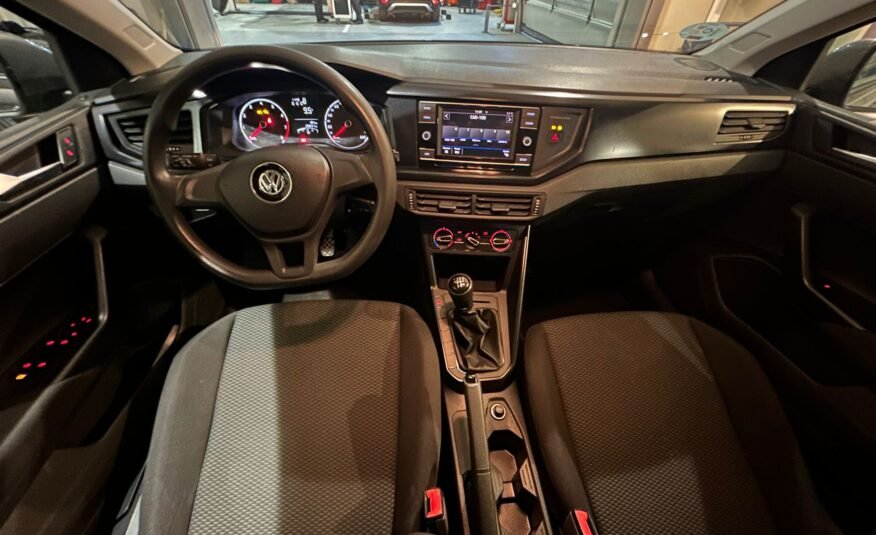 VOLKSWAGEN POLO ADVANCE